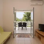 Vita Apartments アパート Žrnovo