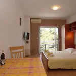 アパート Vita Apartments *