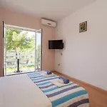 Vita Apartments * Žrnovo
