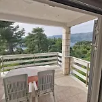 Vita Apartments アパート Žrnovo