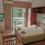 アパート Vita Apartments