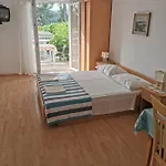 Vita Apartments アパート Žrnovo