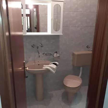 Vita Apartments * Zrnovo