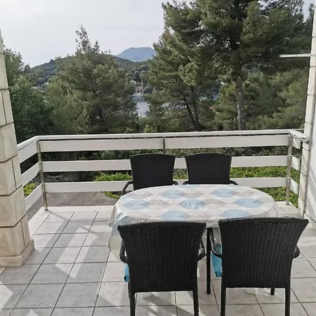 Vita Apartments * Žrnovo